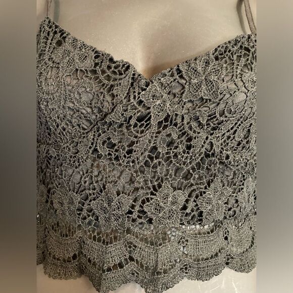 Shein black lace zip back crop top - Picture 4 of 6